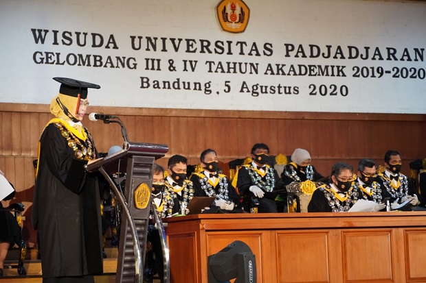 Unpad Gelar Wisuda Hybrid...