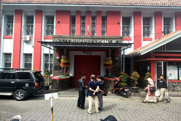 Eks Bupati Indramayu...