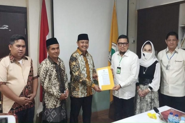 Golkar Usung Iwan Saputra...