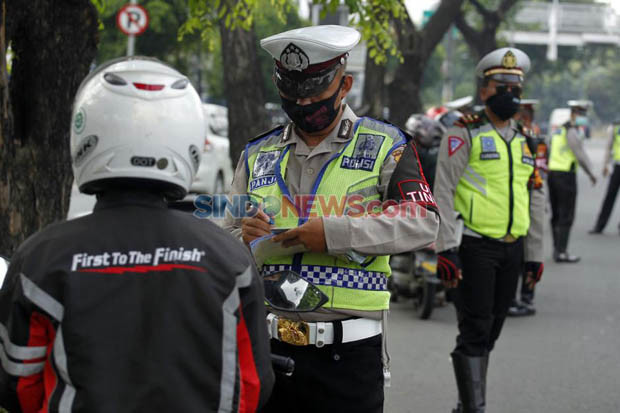 99.835 Pelanggaran Selama...