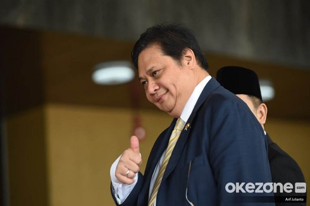 Seperti Pejabat Kebanyakan,...