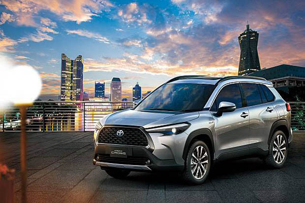Toyota Corolla Cross...