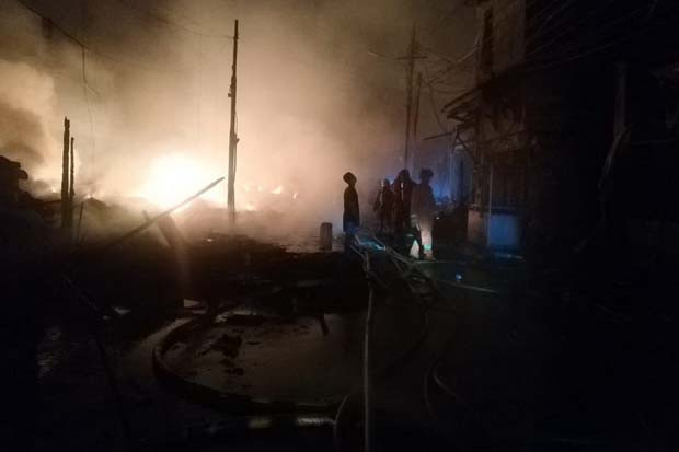 25 Unit Damkar Berhasil...