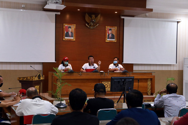 Bupati Suwirta Minta...