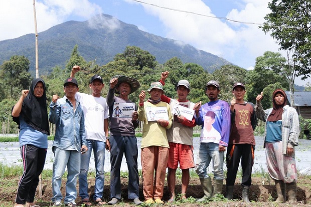 Para Petani Kompak Dukung...