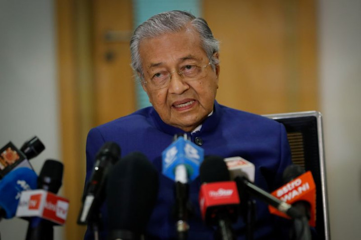 Mahathir Siapkan Partai...