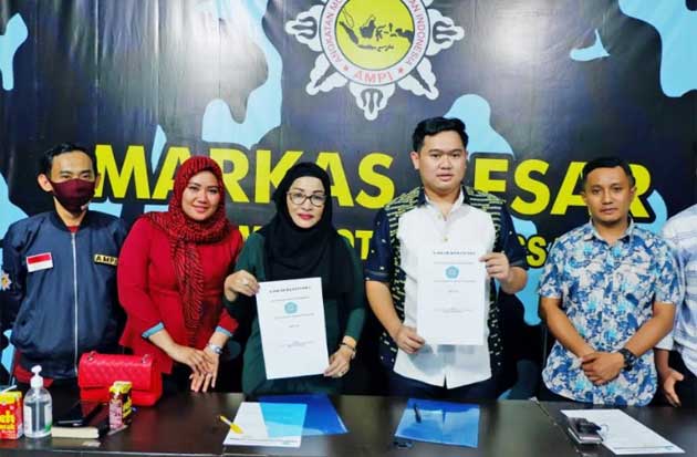 AMPI dan YHBM Buka Sekolah...