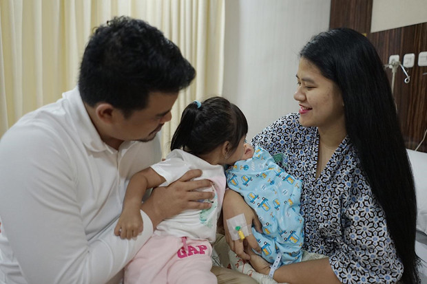 Lahir Anak kedua, Bobby...