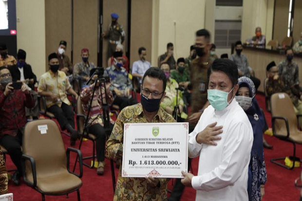 18 Ribu Mahasiswa Terima...