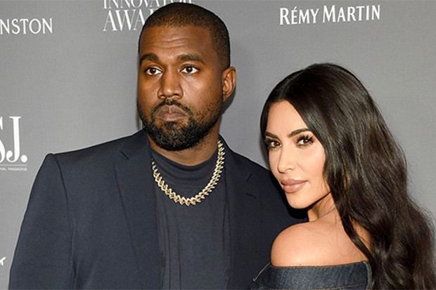 Tepis Isu Retak, Kanye...