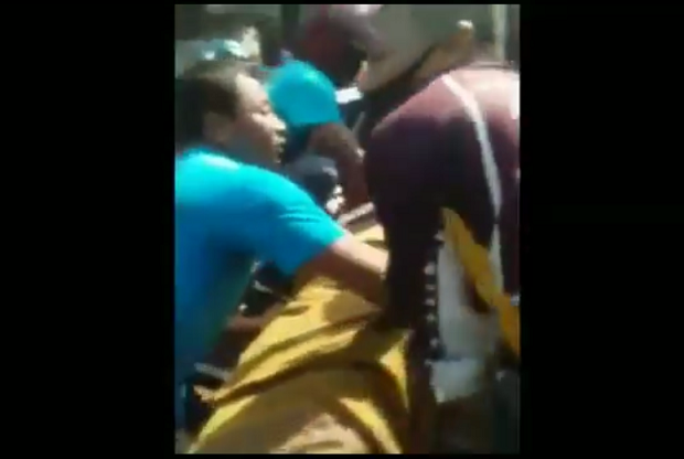 Mendahului Dari Kiri,...