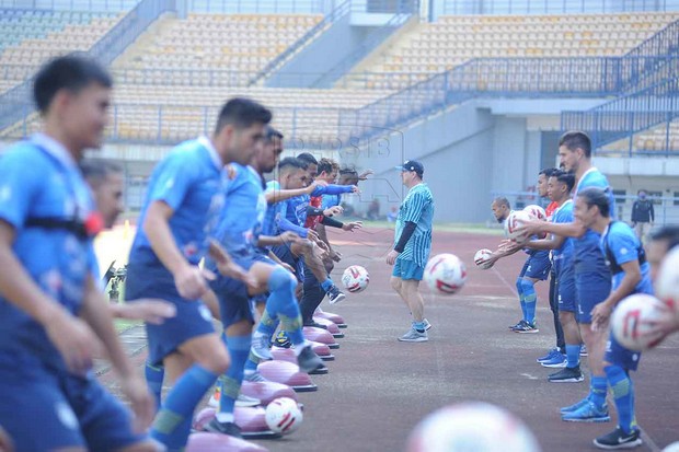 Robert Sambut Positif...