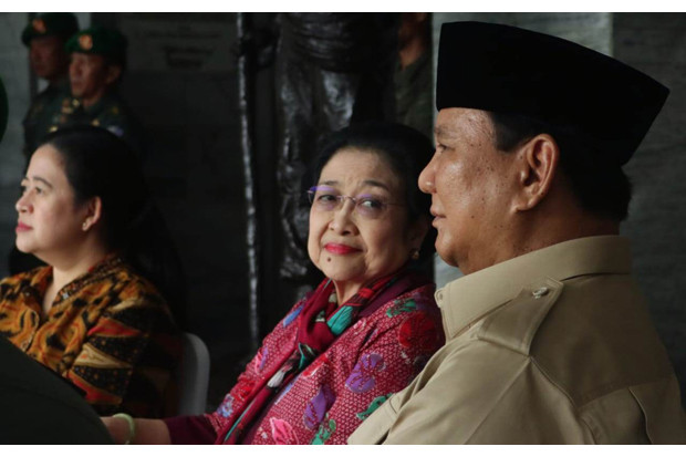 Mega Punya Kepentingan...