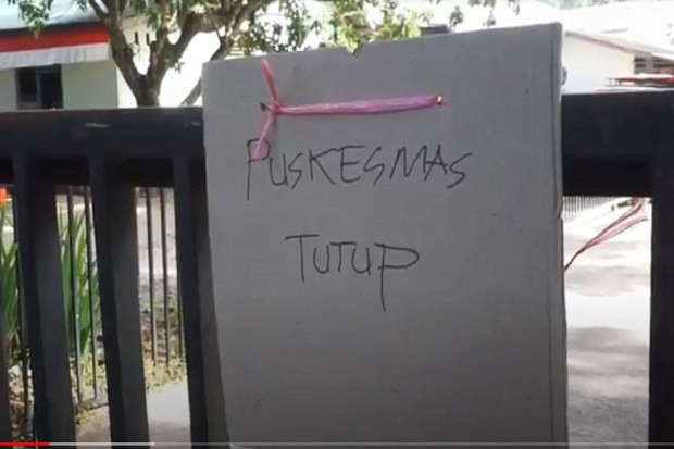8 Tenaga Kesehatan Positif...