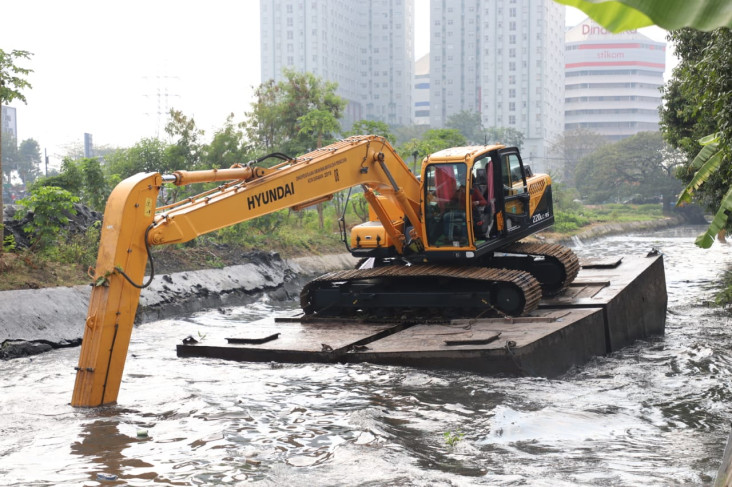 Jalur Penangkal Banjir...