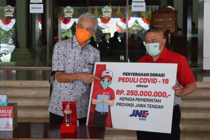 Peduli COVID-19, JNE...