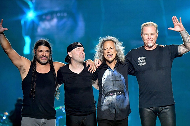 Konser Metallica Bakal...