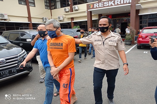 Berkas dan Tersangka...