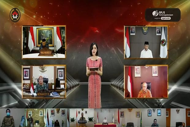 Kota Cimahi Raih Anugerah...