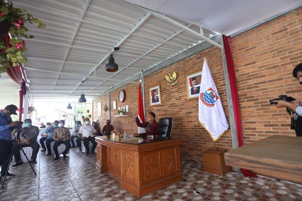 Raih Paritrana Award,...
