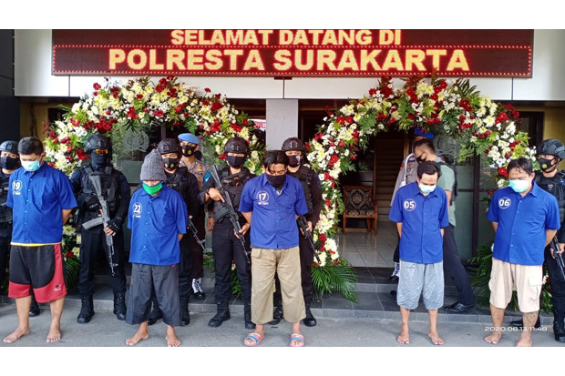 Kasus Penyerangan di...
