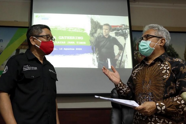 Hanya Pekerja Penerima...