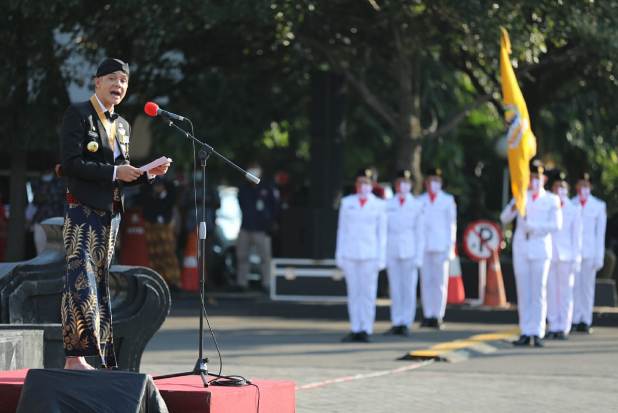 Tanpa Pesta Rakyat,...