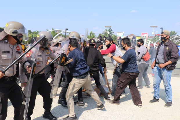 Polisi Gelar Simulasi...