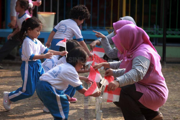 Satpol PP DKI Akan Bubarkan...