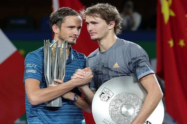 Dua Petenis Top Medvedev...