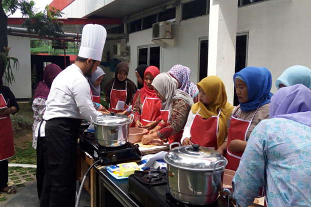 Berawal dari Pelatihan,...