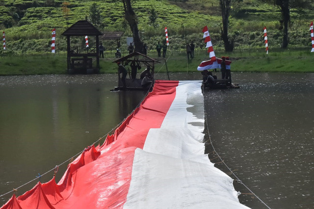 Sang Saka Merah Putih...