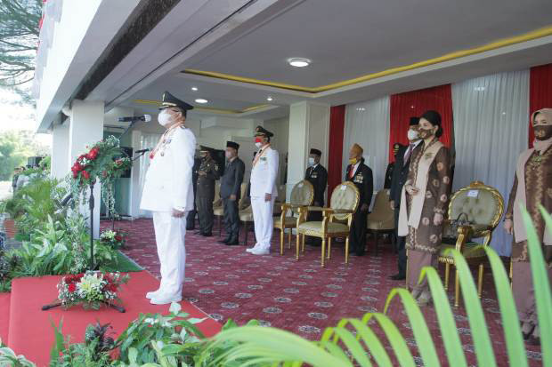 Bupati Dodi Reza Pimpin...