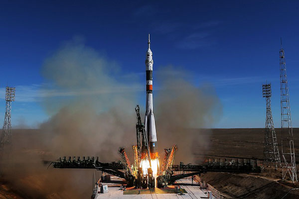 Soyuz, Pesawat Ruang...