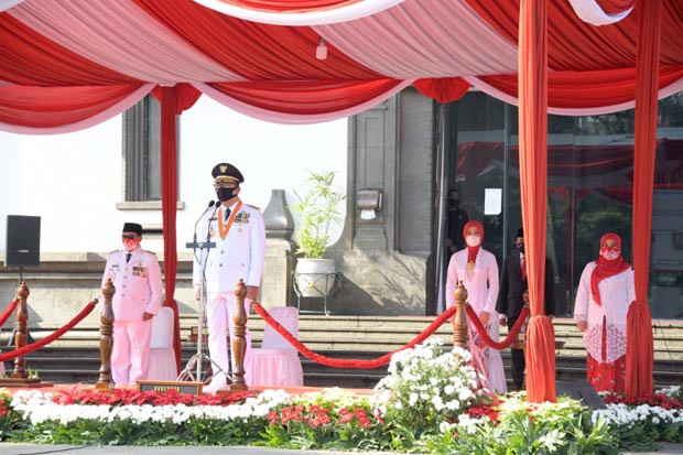Merdeka dari Keterpurukan,...