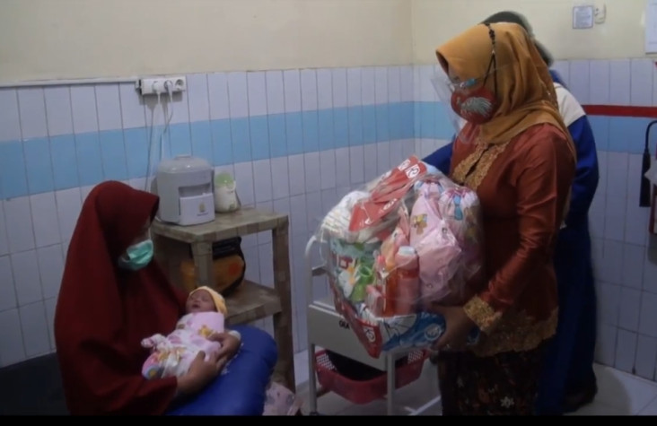 Dua Bayi di Mojokerto...