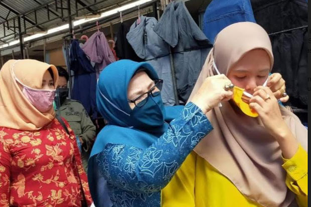 Gebrak Masker di Kabupaten...
