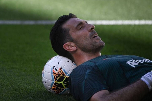 Netizen Goda Buffon...