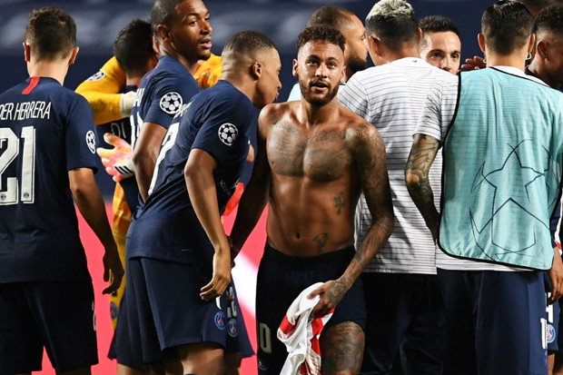 Kylian Mbappe Dukung...