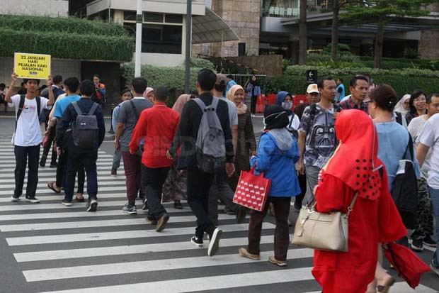 Transportasi Publik...