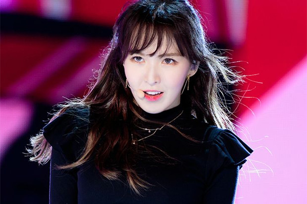 Fans Sambut Comeback-nya,...