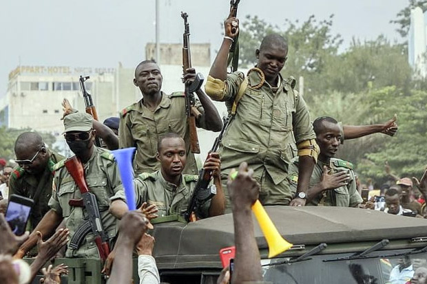 Militer Mali Berjanji...