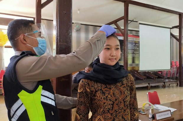 Puluhan Calon Bintara...