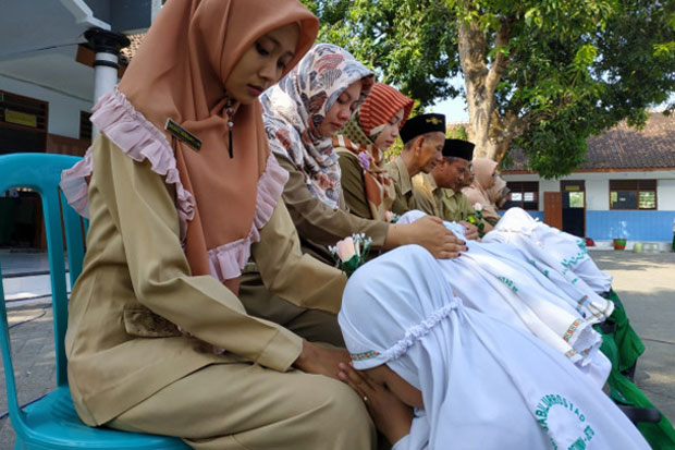 Nurdin Minta Disdik...