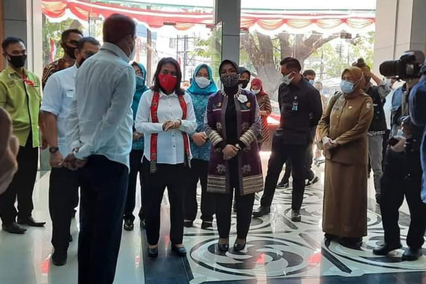 Menteri PPPA Resmikan...