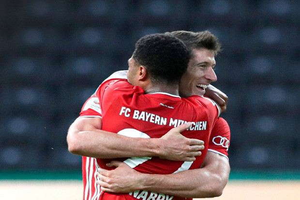 Gnabry-Lewandowski Duet...