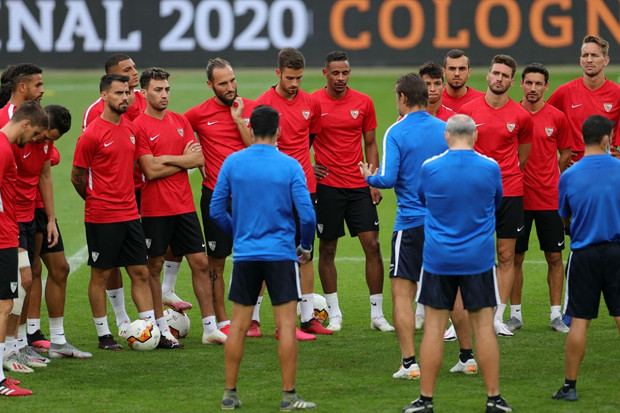 Final Liga Europa, Lopetugui...