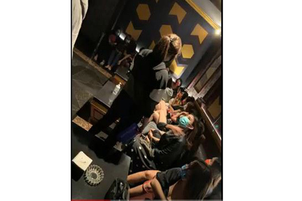 Bareskrim Gerebek Karaoke...