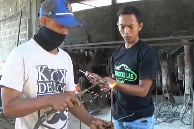 Cari Tambahan Penghasilan...