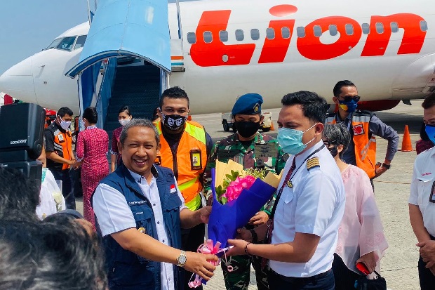 Pesawat Jet BIJB Kembali...